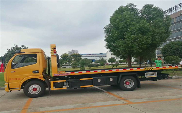 凉山定远24小时拖车救援电话号码，定远道路救援公司怎么收费的